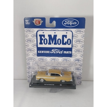 M2 Machines 1:64 Ford Fairlane 500 1957 FoMoCo
